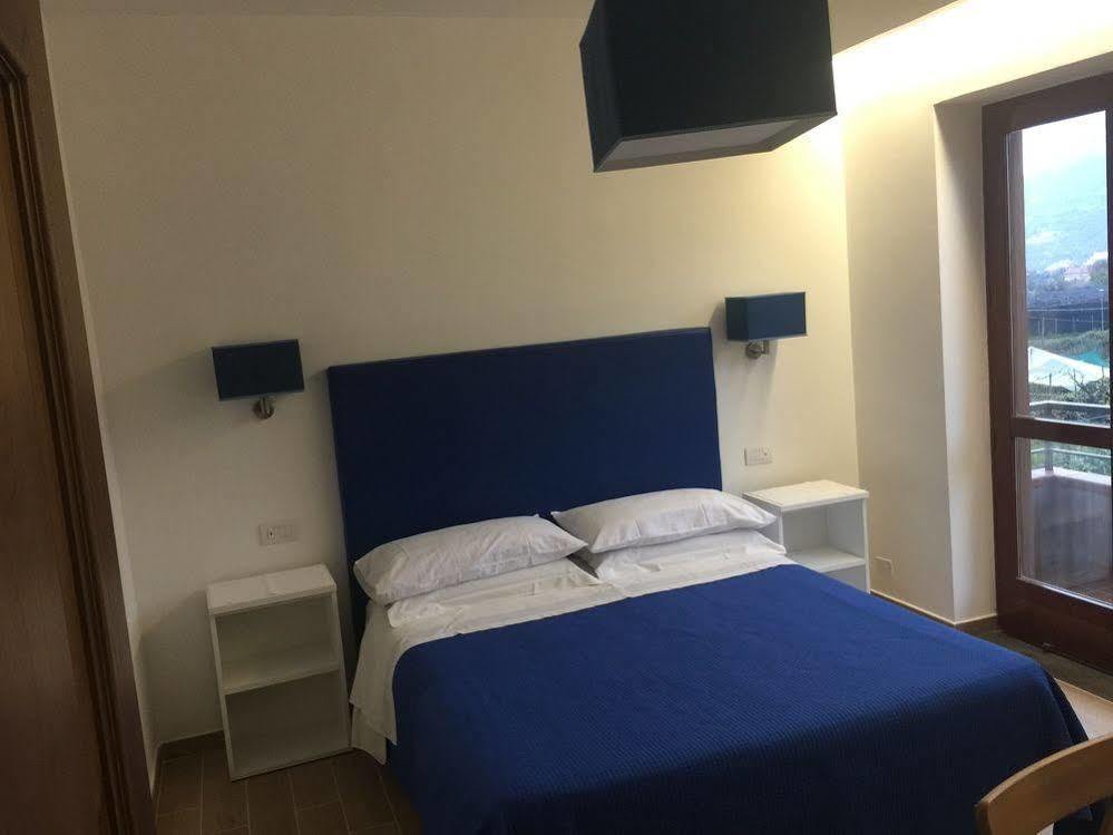 Bed and Breakfast Bed And Lemons Piano di Sorrento Esterno foto