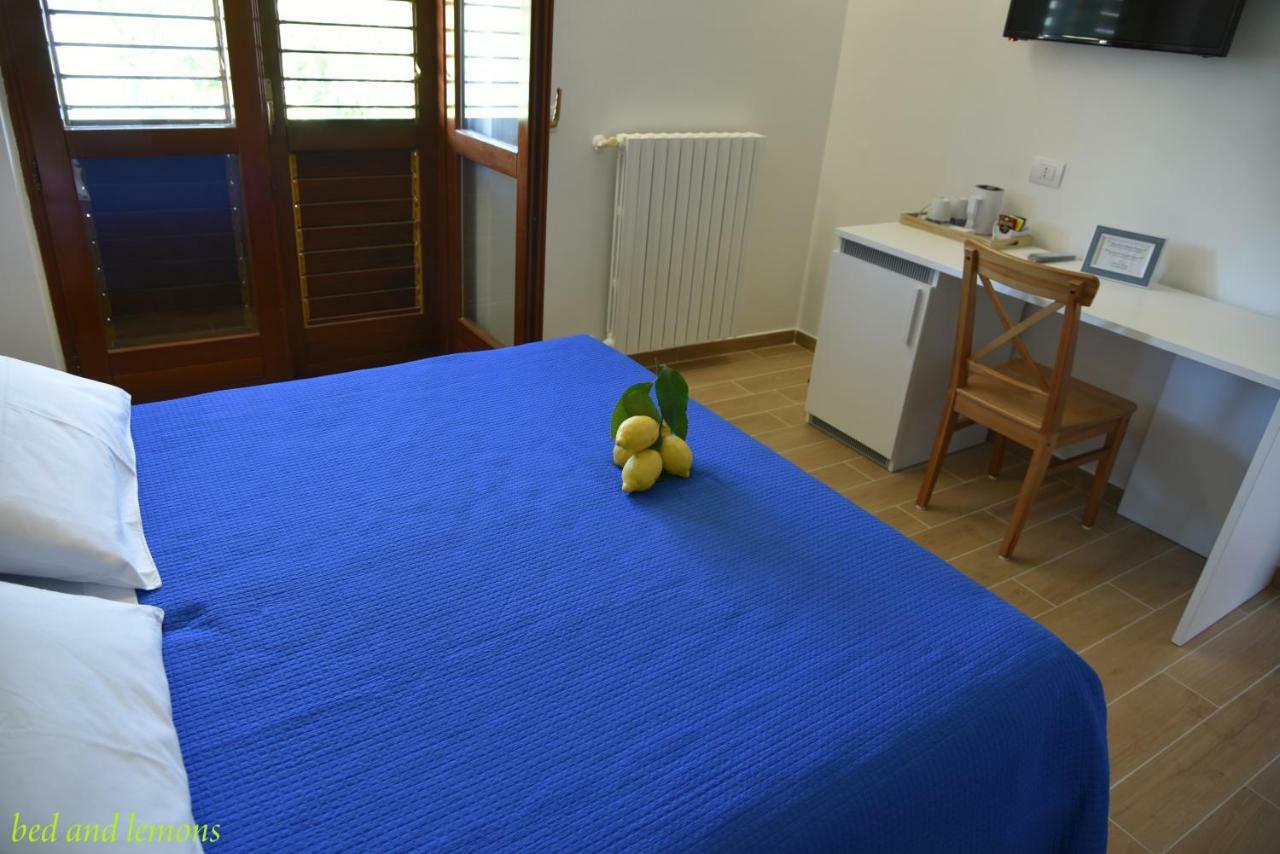 Bed and Breakfast Bed And Lemons Piano di Sorrento Esterno foto